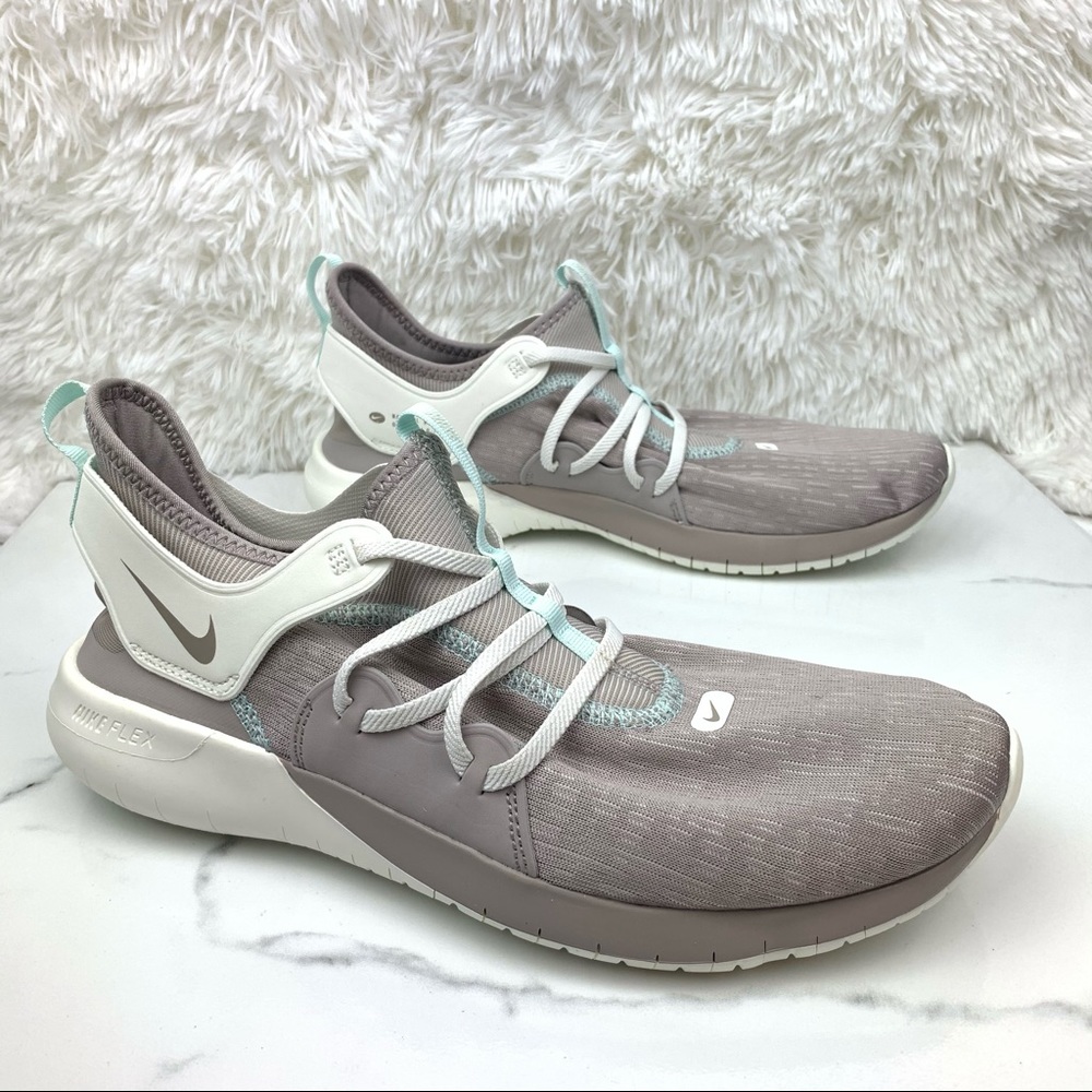 Nike Women’s Flex Contact 3 Moon Particle 12